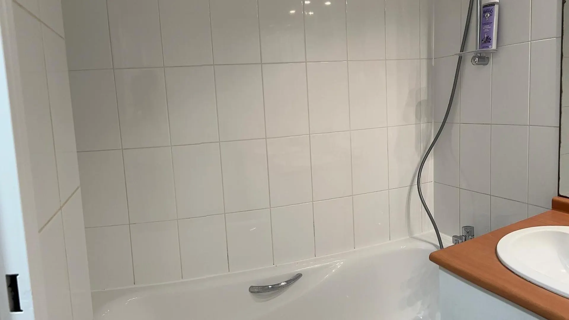 Appartement 2 Pieces Paris Pres Du Canal St-Martin 0*,  France
